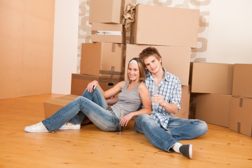 Packing and unpacking service support for a White City home move