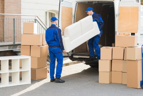 Man and van service supporting a White City home move