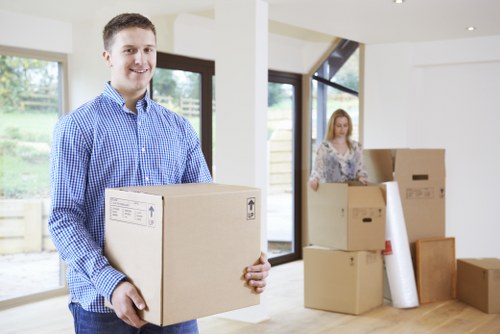 Local moving truck support in White City with loading assistance