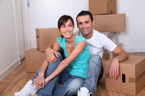 Packing and furniture moving service for White City customers